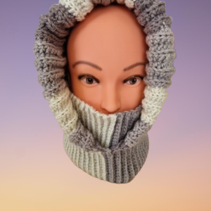 Cappuccio a collo alto