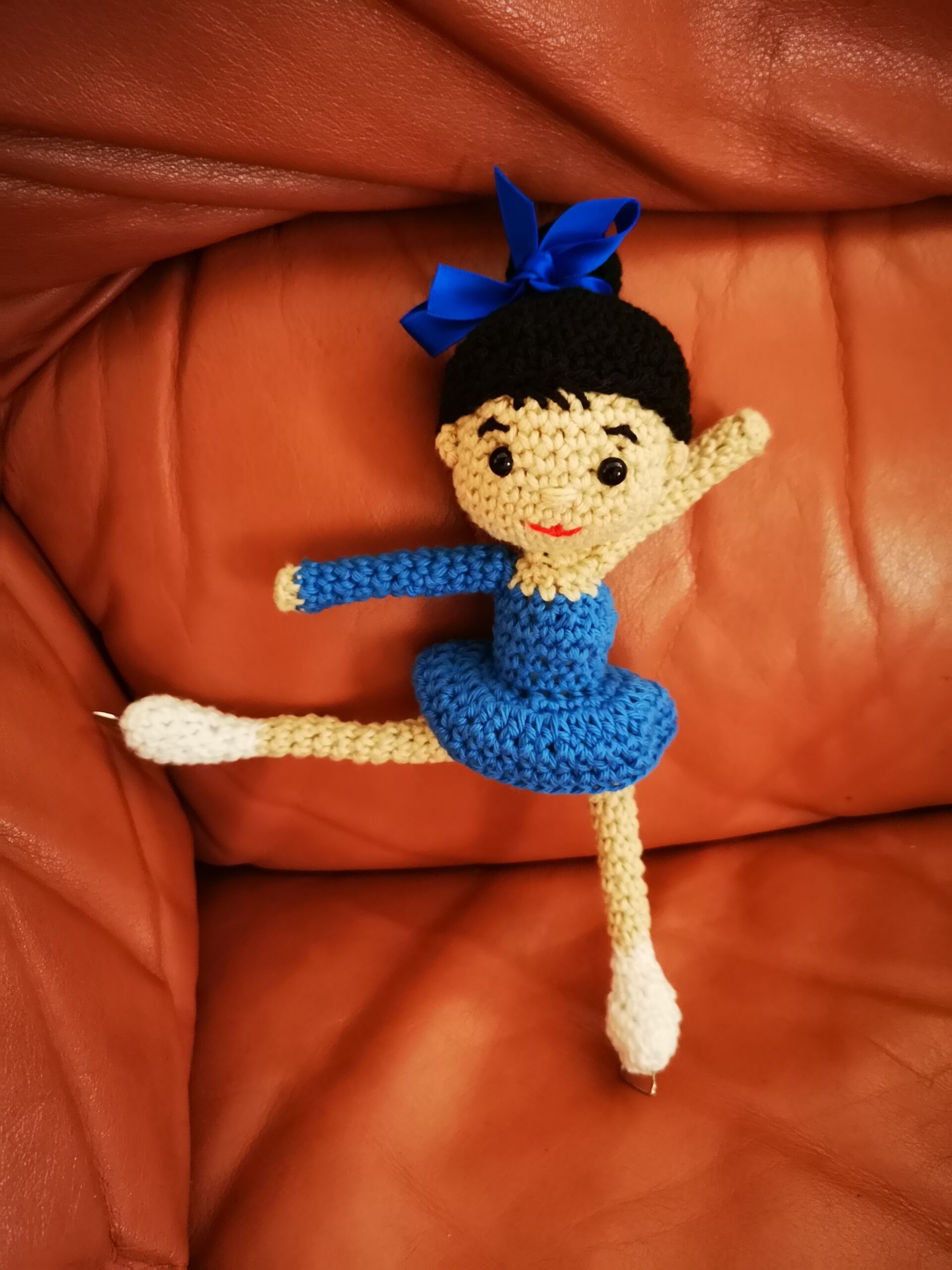 Pattinatrice sul ghiaccio - immagine 2